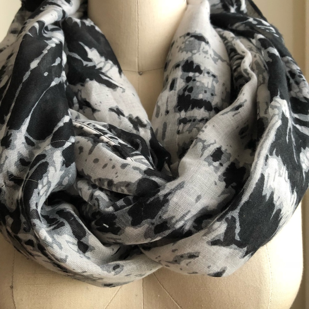 Black Patterned Infinity Scarf